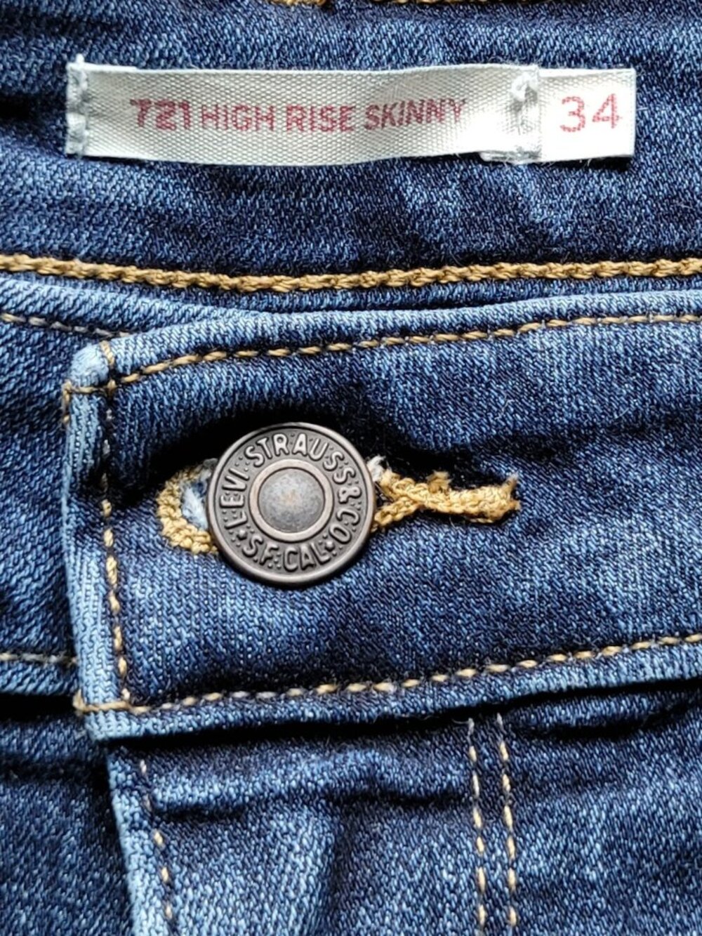Levi's 721 Jeans - Picture 5 of 5